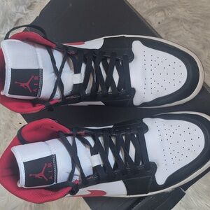 Nike Men's Black, Red, and White Sneakers